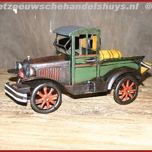 Auto met laadbakje