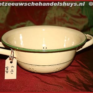 Vergiet creme met groen