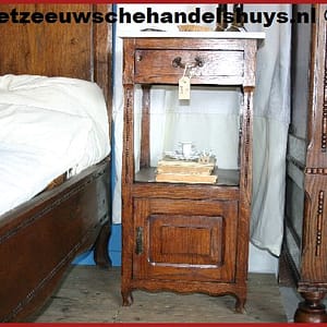 Nachtkastje marmer