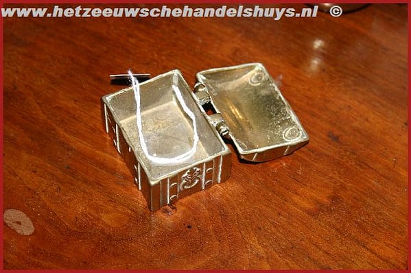 Zeer bijzonder miniatuur koperen kistje - Afbeelding 2